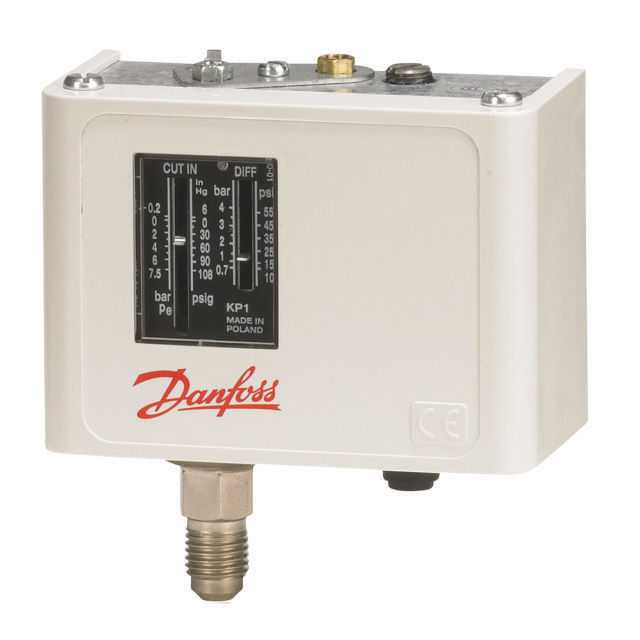 N460-7220 Danfoss KP1A | Regelbereik: -0.2 tot 7.5 | Reset: Auto